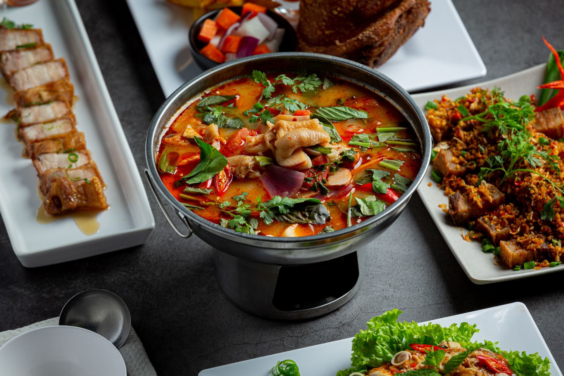 thai-food-spicy-chicken-tendon-soup